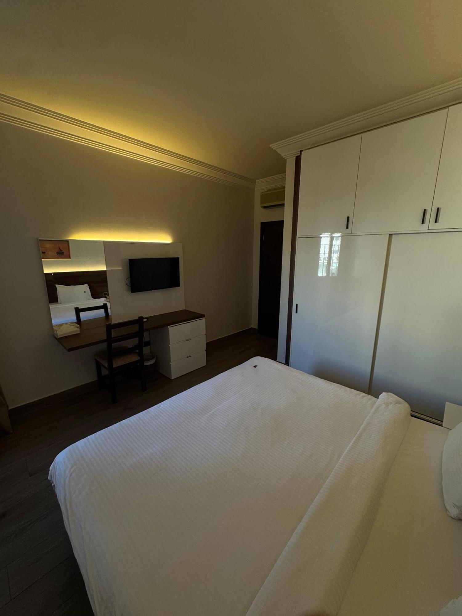 Ny Suites Beirut Exterior photo
